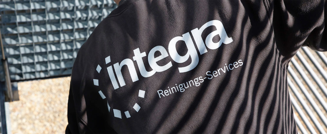 Integra Schriftzug auf Jacke hinten